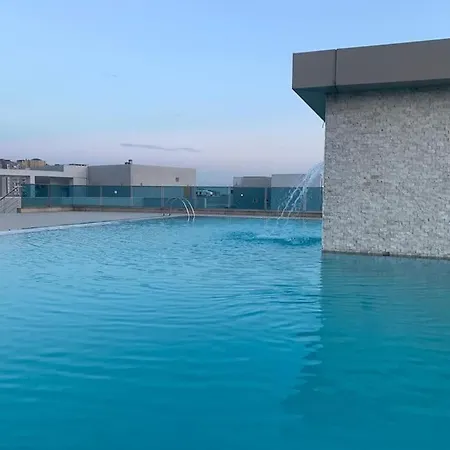 Lovely 2-bedroom With Pool, Near Restaurants. *