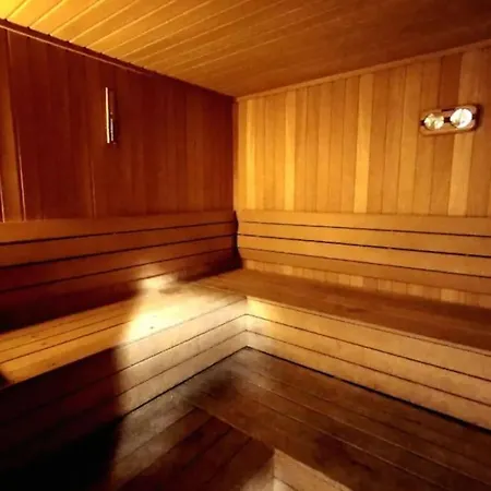 Lovely 2-bedroom With Pool, Near Restaurants. * Büyükçekmece